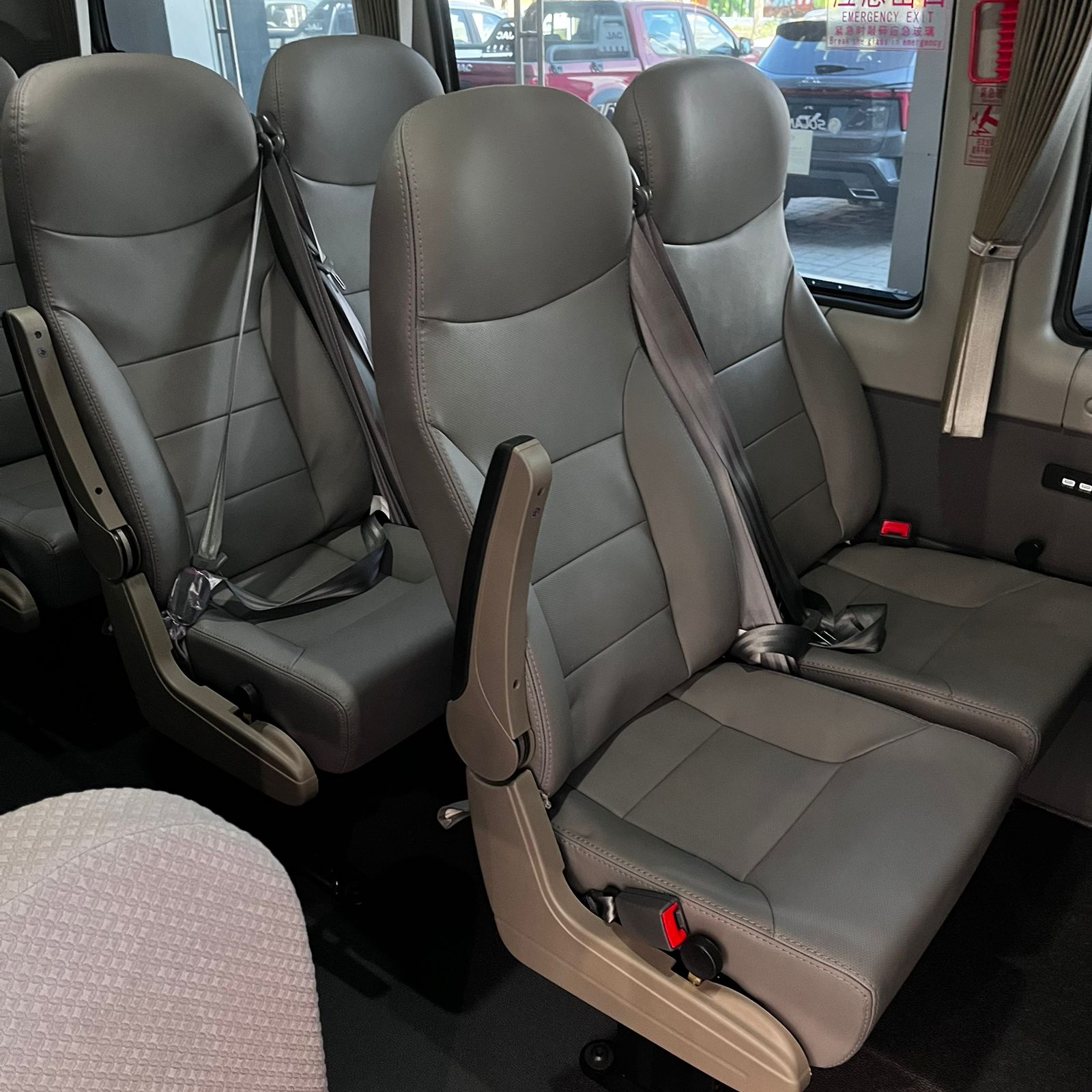 Asientos cómodos y reclinables